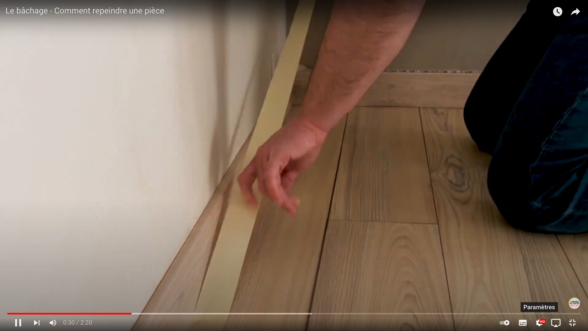 La protection des plinthes - Comment repeindre une pièce 